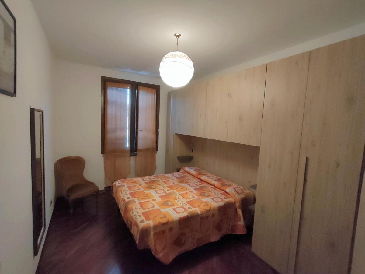 Appartamento Nanda Reggio Emilia Exterior foto